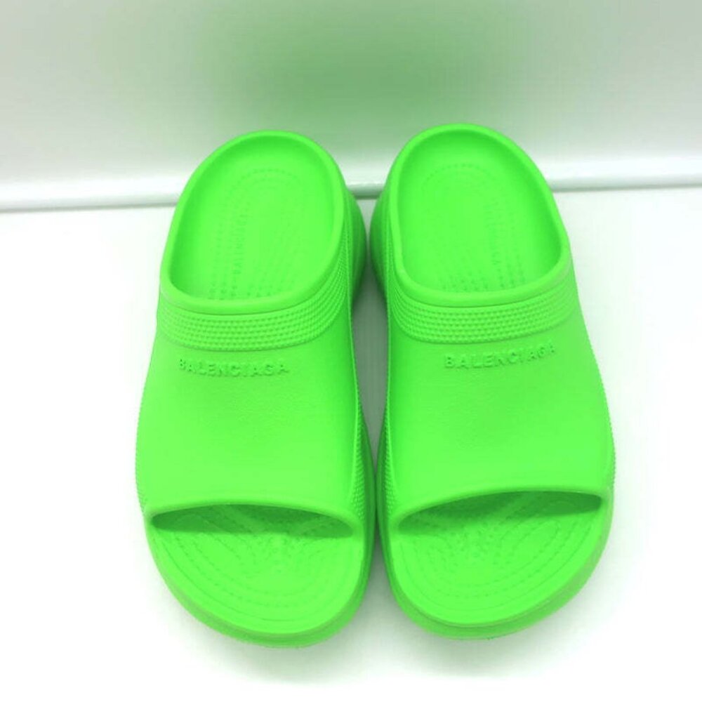 Balenciaga x Crocs Pool Slide Sandals Neon Green Rubber Size 36 NEW - Picture 3 of 11